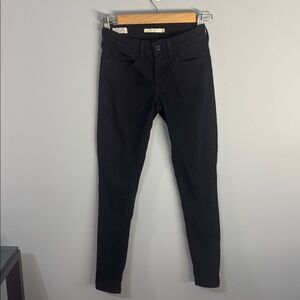 Levi’s 711 skinny jeans Women's size 00 size 24 black Skinny Jeans premium